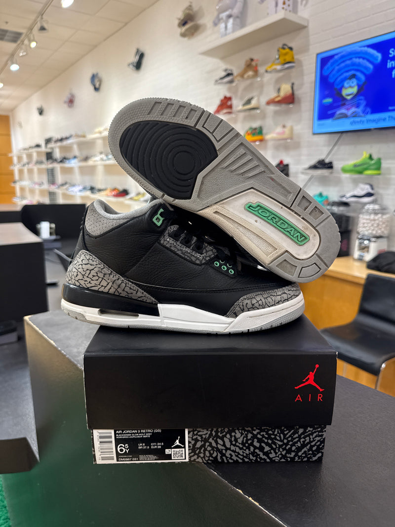 Pre owned Jordan 3 Green Glow