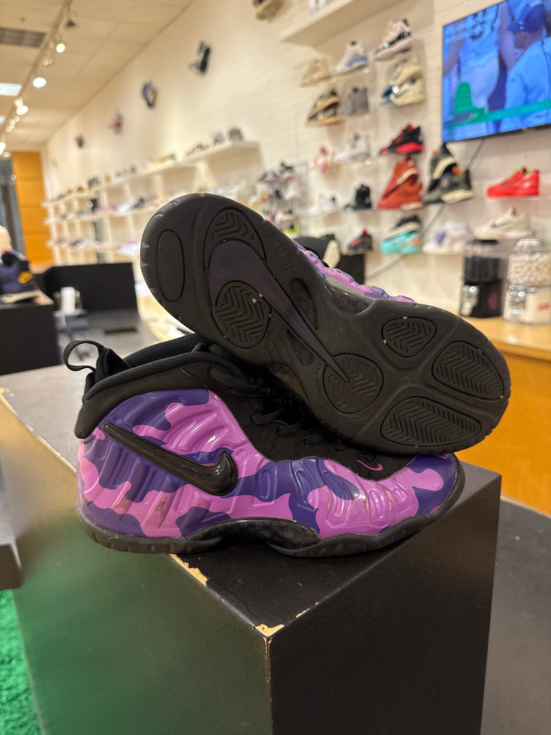 Pre owned Purple CaMo foamposite