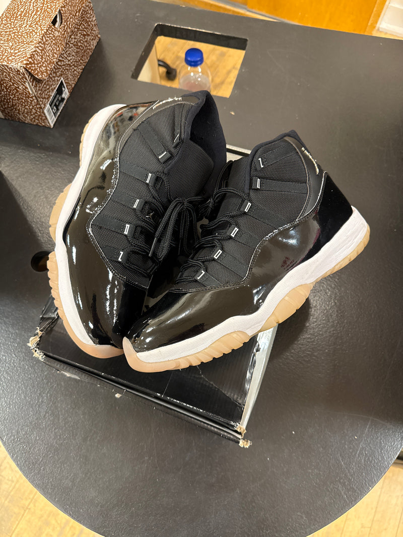 Pre owned Jordan 11 Jubliee