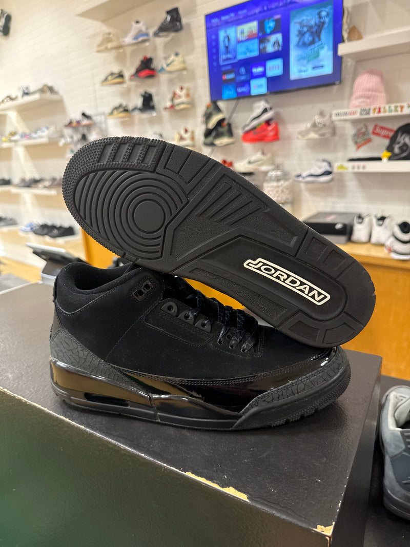 Pre owned Jordan 3 Black Cat