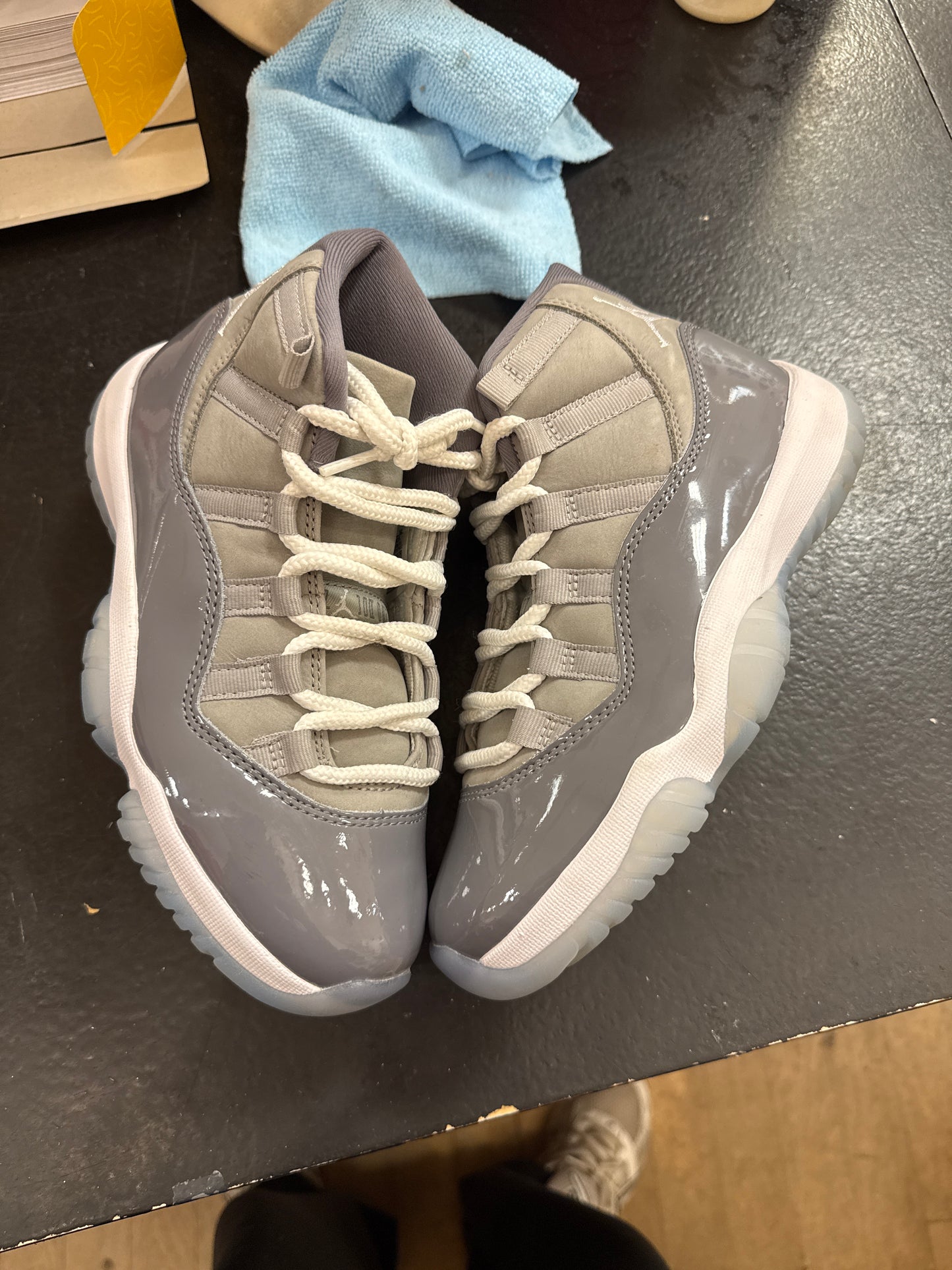 Pre owned Jordan 11 Cool grey NB