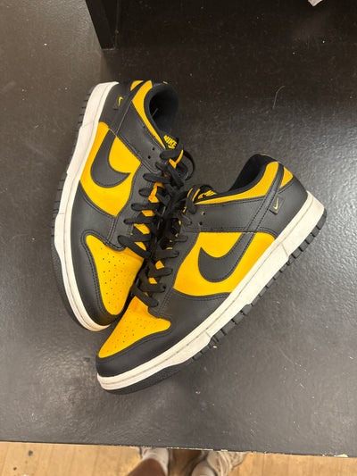 Pre owned Dunk low Golden Rod