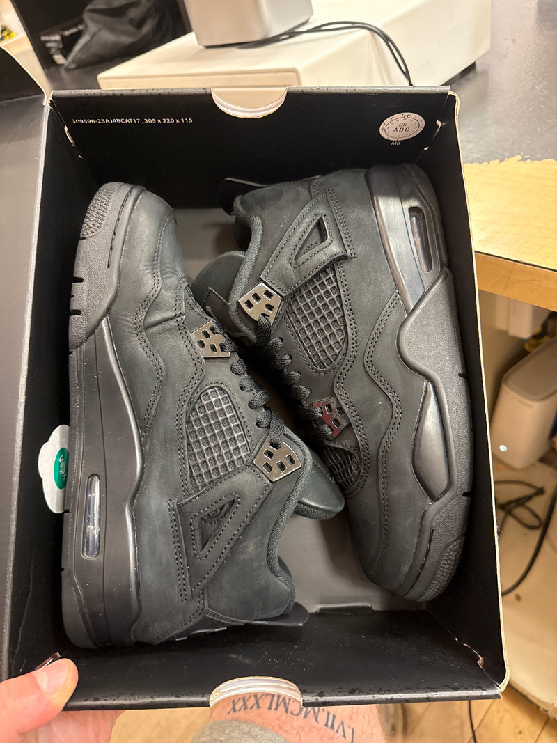 Pre owned Jordan 4 Black Cat