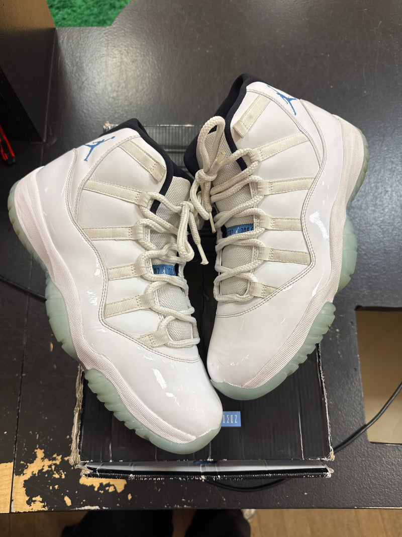 Pre owned Jordan 11 Legend Blue