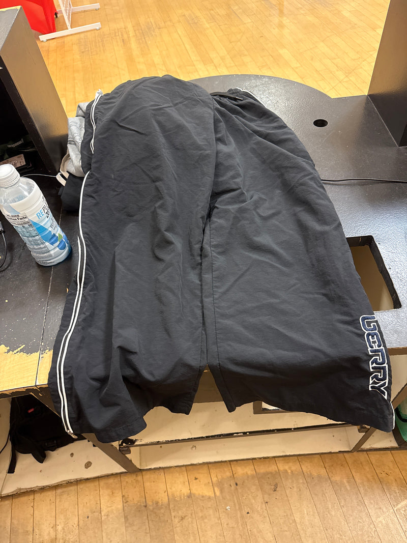 Pre owned Raspberry hills pants