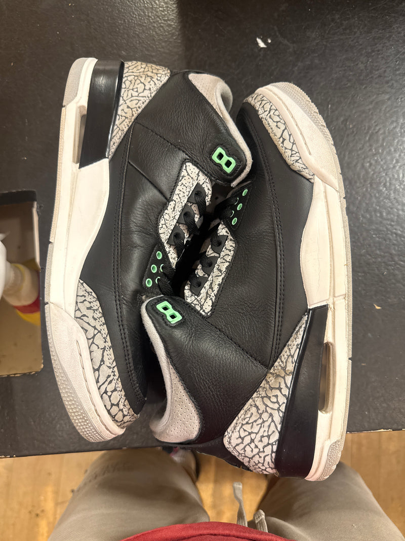 Pre owned Jordan 3 Green Glow