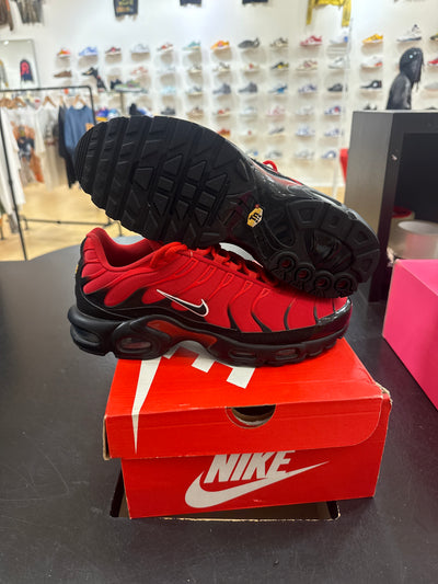 Pre owned Air max TM