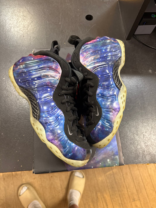 Pre owned Foamposite Galaxy