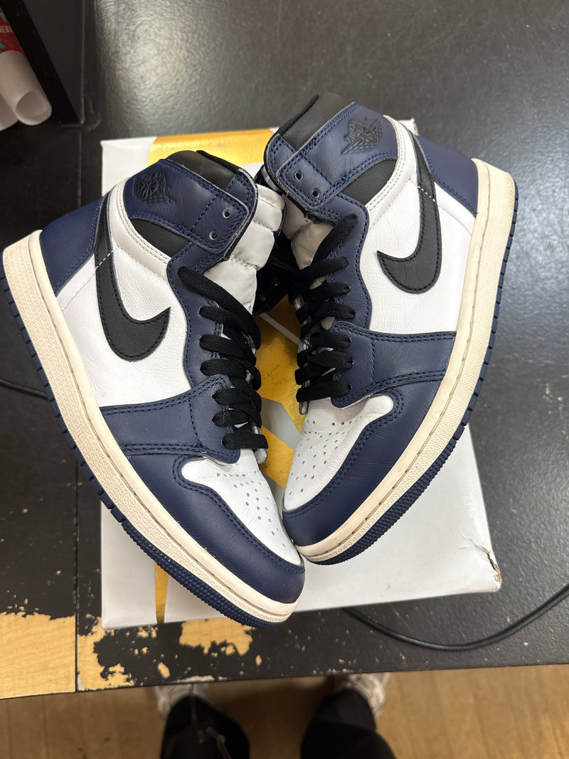 Pre owned Jordan 1 Midnight Navy rep box