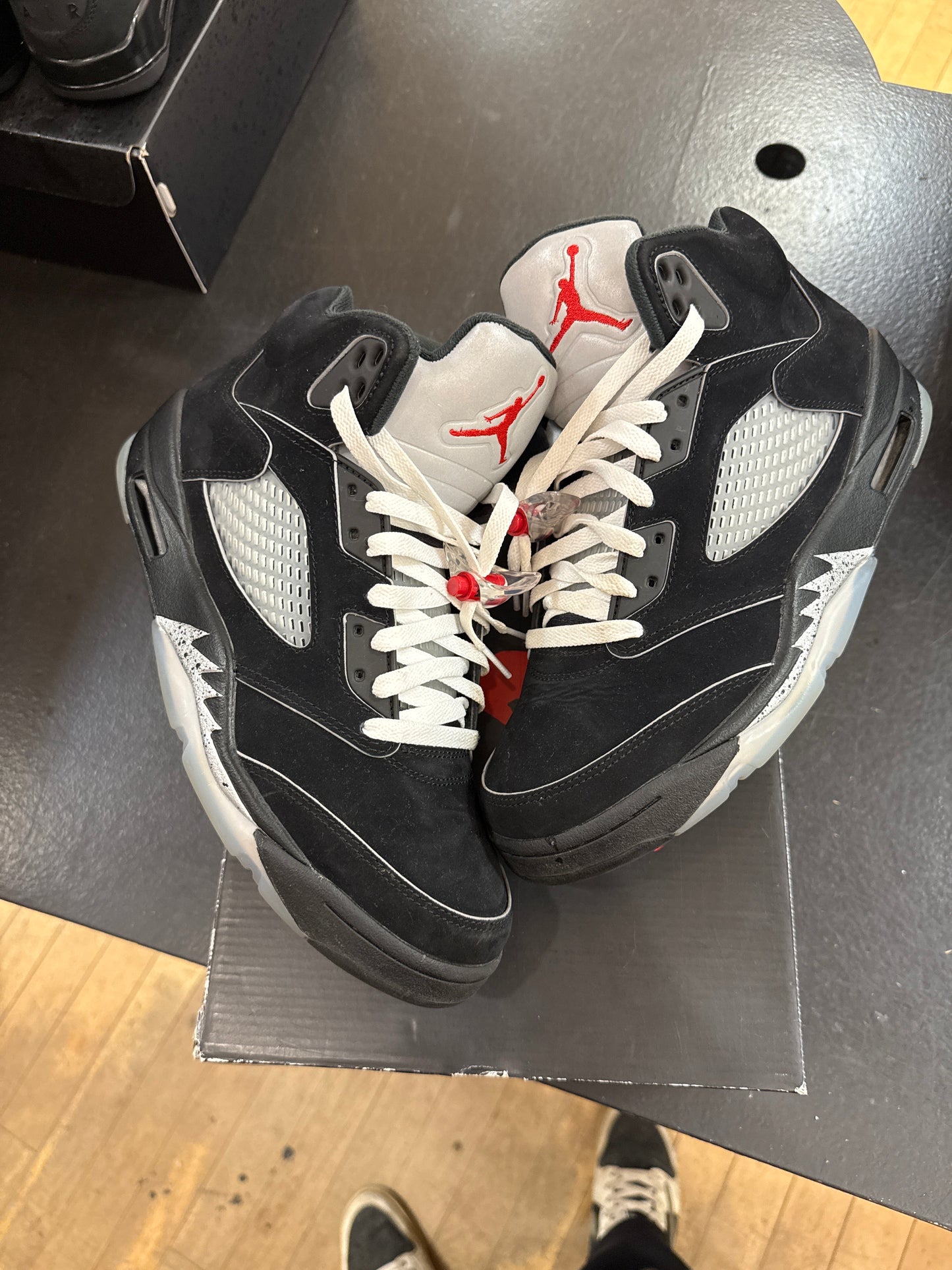 Pre owned Jordan 5 Black Metallic