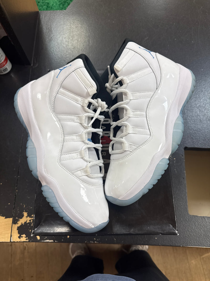 Pre owned Jordan 11 legend Blue