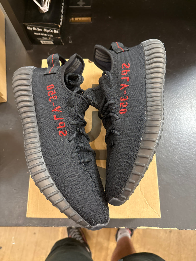 Pre owned Yeezy 350 Bred