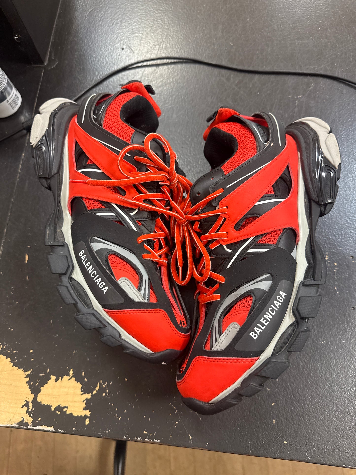 Pre owned Balenciaga Track