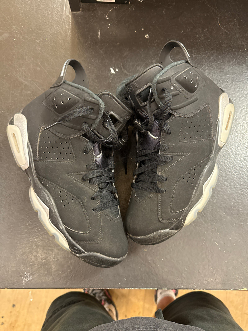 Pre owned Jordan 6 Chrome
