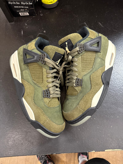Pre owned Jordan 4 Craft olive
