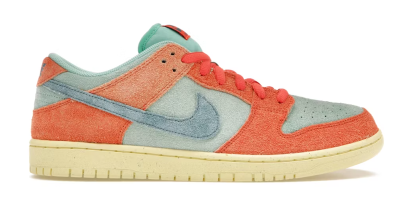 Nike SB Dunk Low Orange Emerald Rise